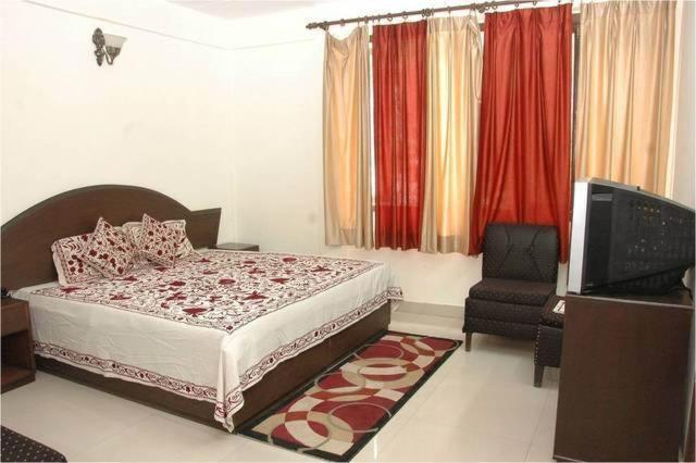 Hotel Surya Kiran Mussoorie Bilik gambar