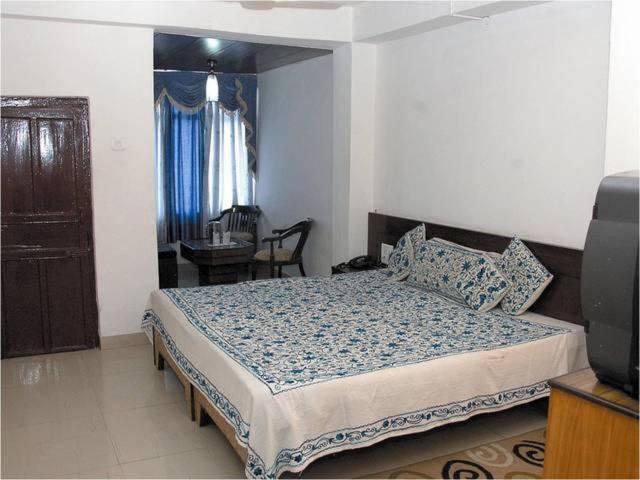 Hotel Surya Kiran Mussoorie Bilik gambar